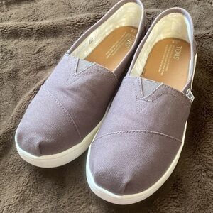 TOMS Women's Casual Slip-On Shoes - Brown